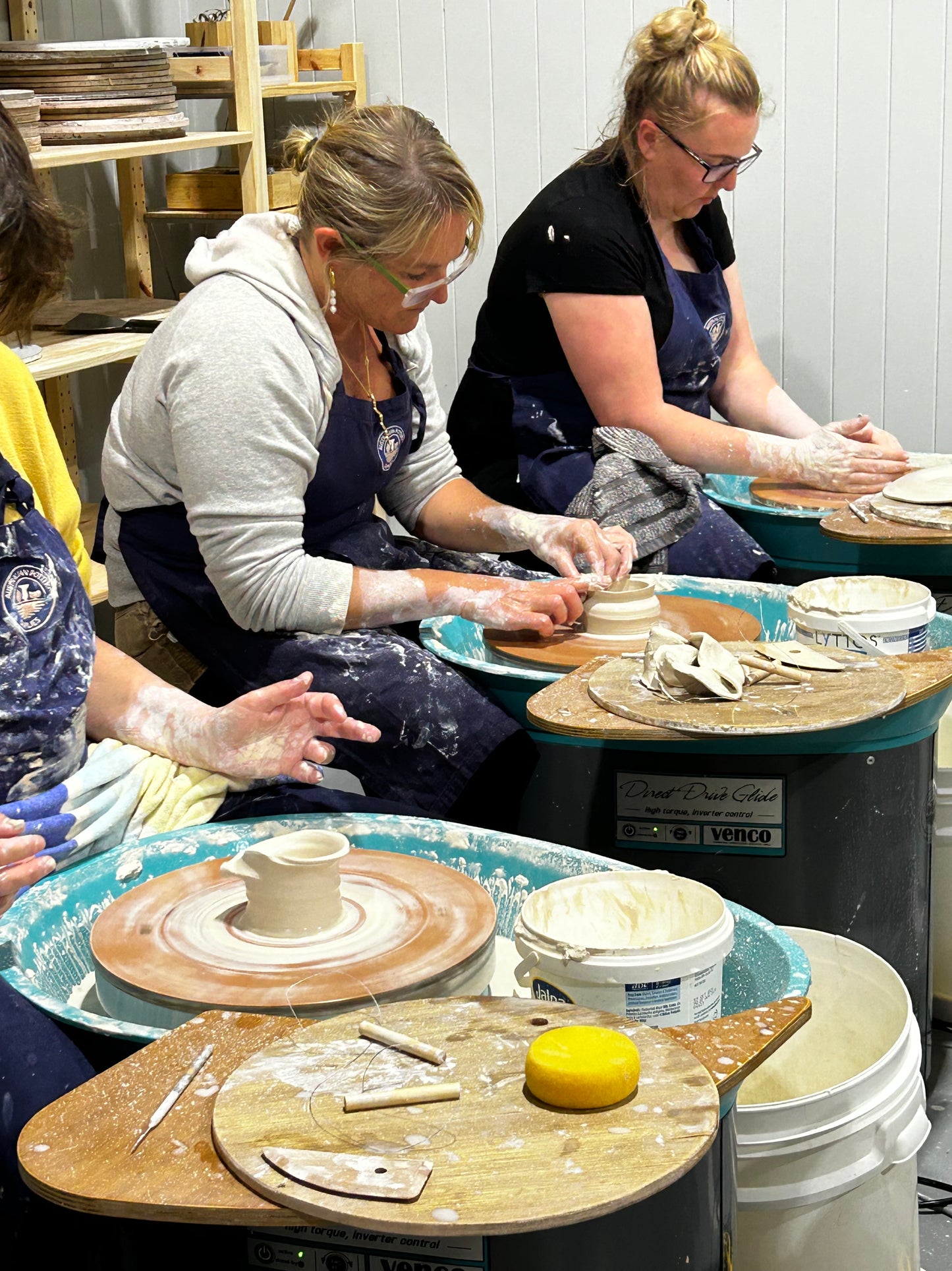 BOOK NOW! 4 Week Beginner Pottery (Wheel Throwing Course)